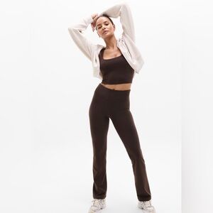 NWT-Athleta Truffle Elation Straight Leg 2.0, Extra Small
